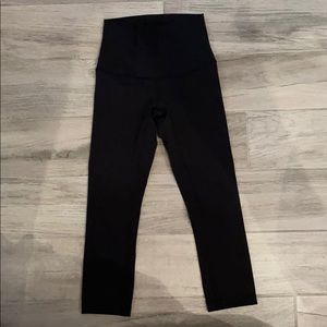 Block cropped lululemon leggings